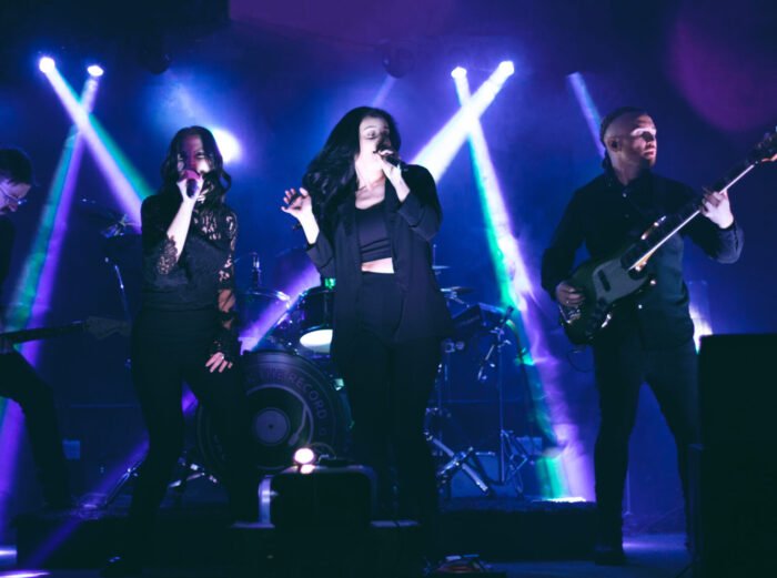 BREAK THE RECORD (63)