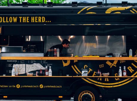 JUST STEAKINNIT INTERIOR