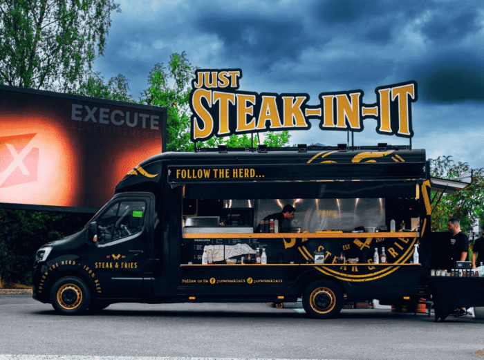 JUST STEAKINNIT cover